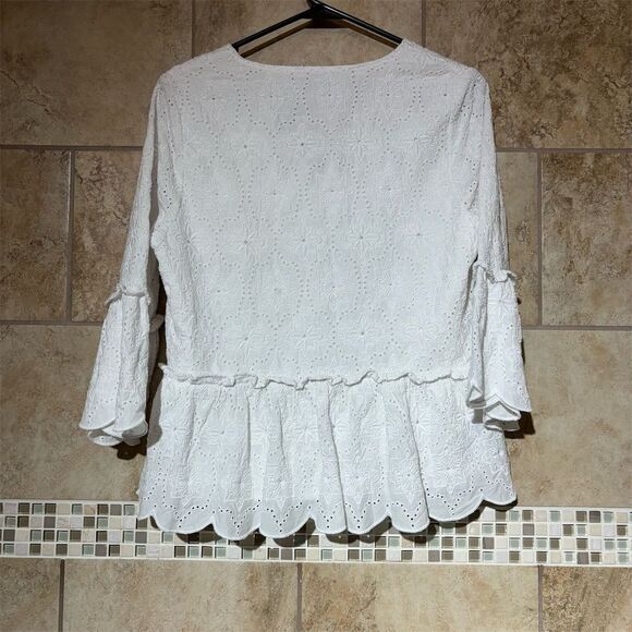 Vineyard Vines XXS White Peplum Blouse Eyelet Lace Tunic Top 3/4 Sleeve V-Neck - Picture 2 of 4